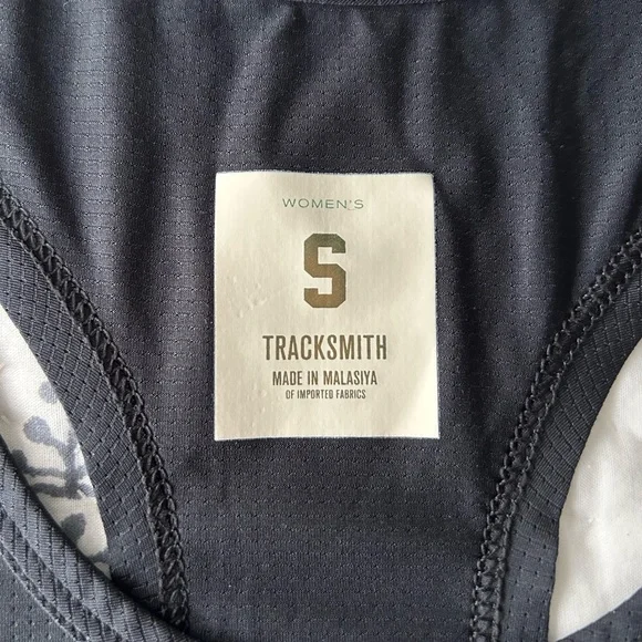 Tracksmith Women’s Twilight Tank Top Black - Picture 4 of 4